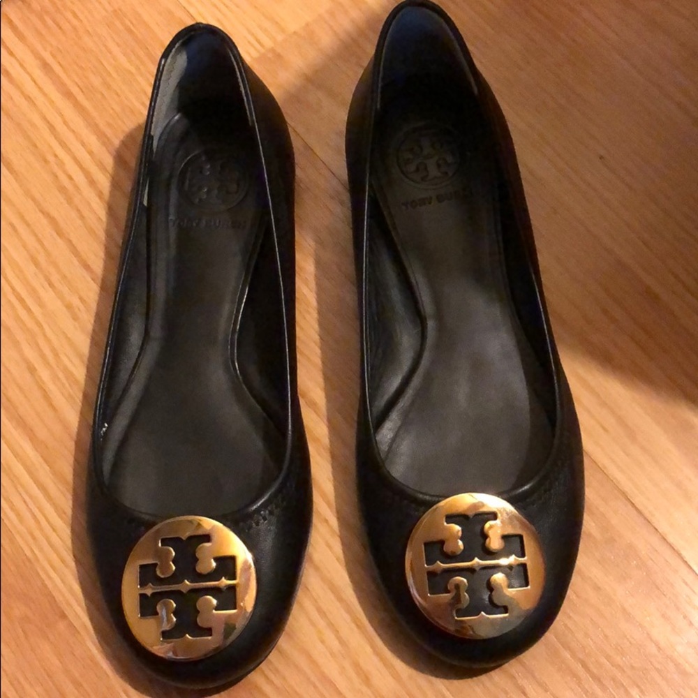Tory Burch classic Black & Gold Flats 🥿